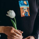 конопляная туника картина Алексея кирьянова белый цветок руки
