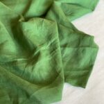 ткань зеленого цвета