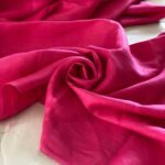 льняная розовая ткань