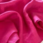 льняная ярко-розовая ткань